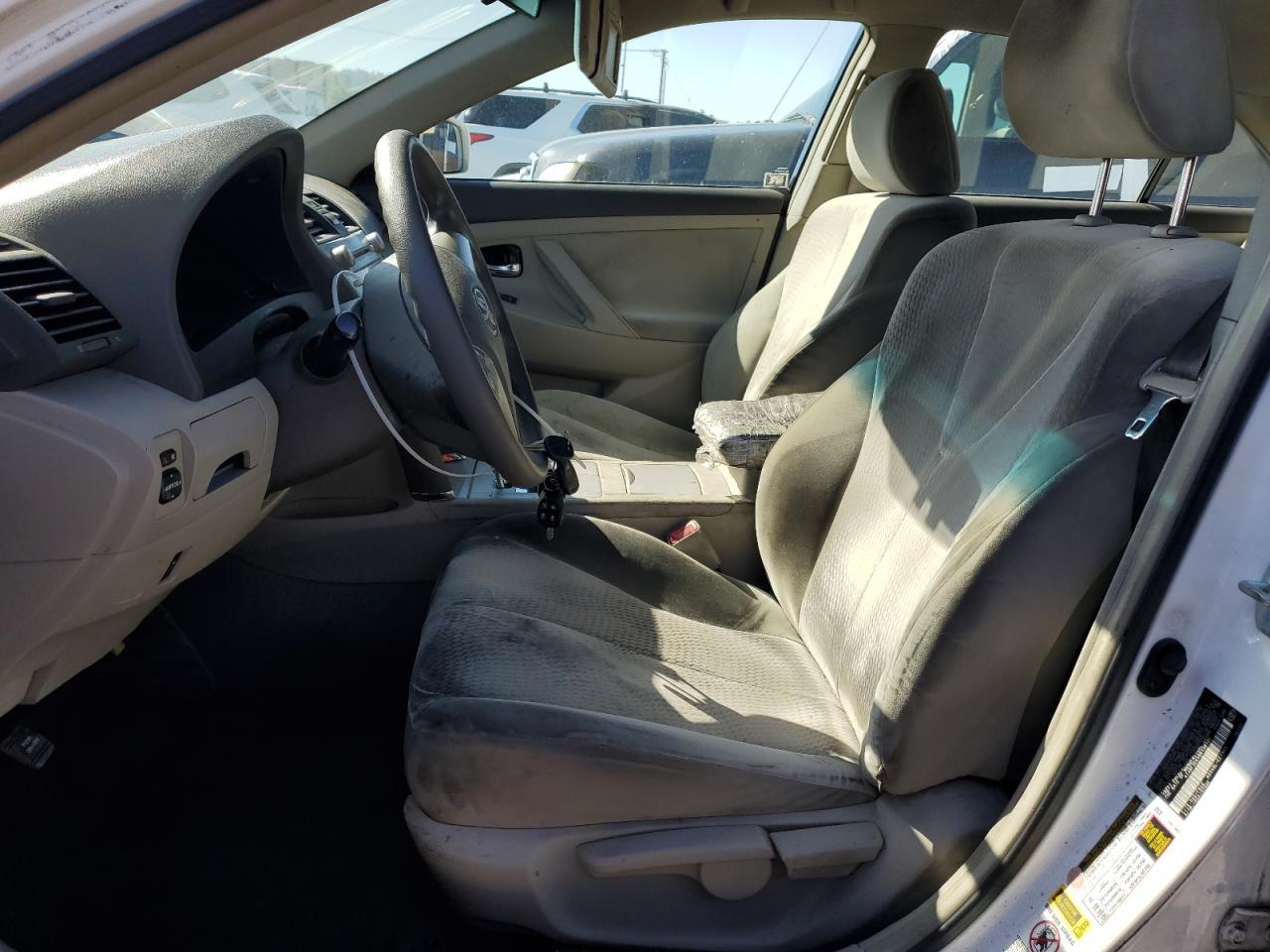 2011 TOYOTA CAMRY