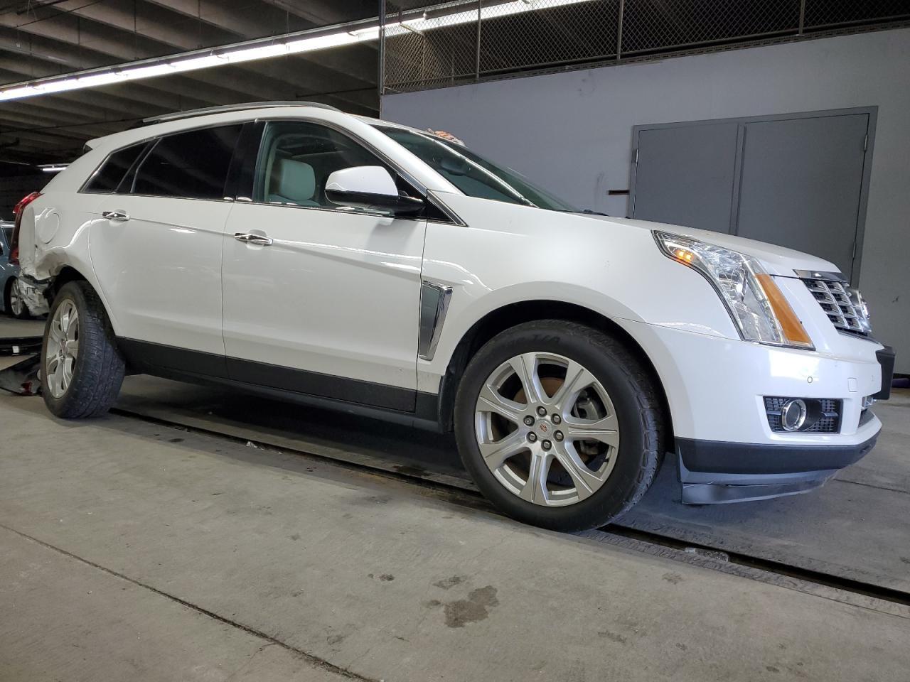 2015 CADILLAC SRX