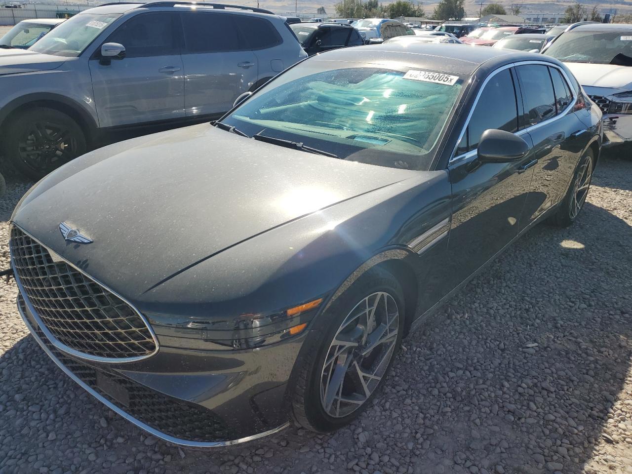 2023 GENESIS G90