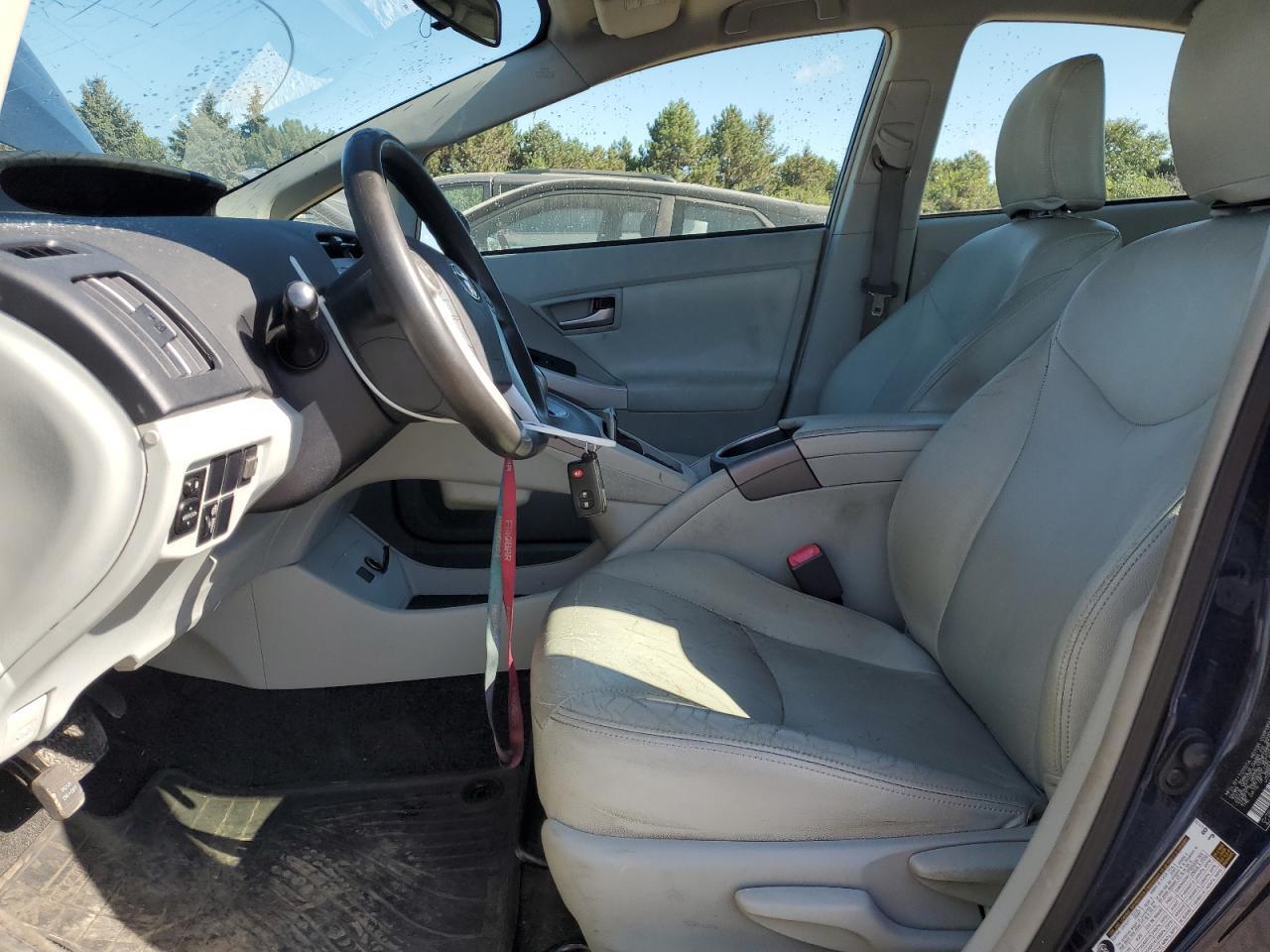 2012 TOYOTA PRIUS