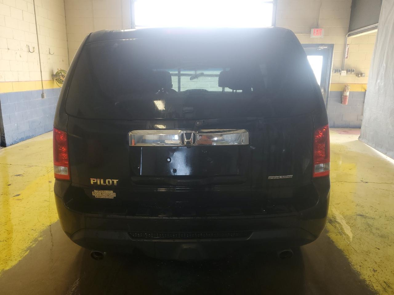 2015 HONDA PILOT
