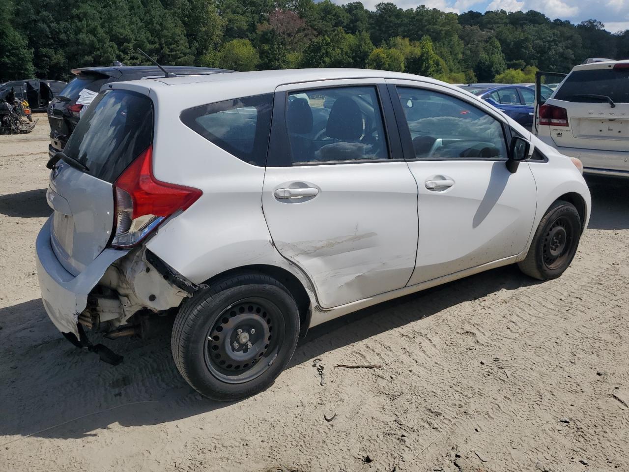 2017 NISSAN Versa Note