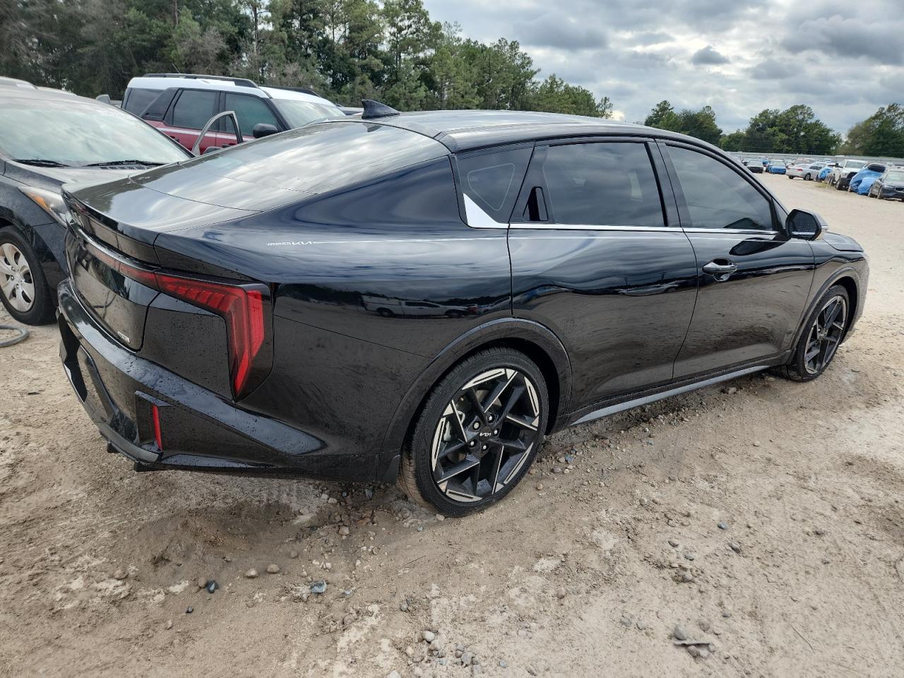 2025 KIA K4