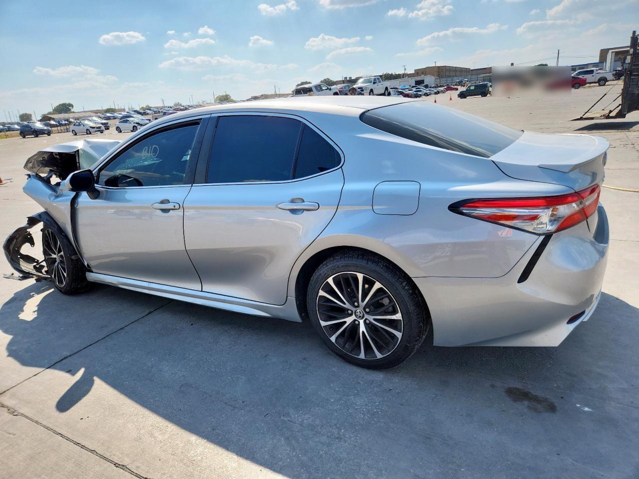2018 TOYOTA CAMRY
