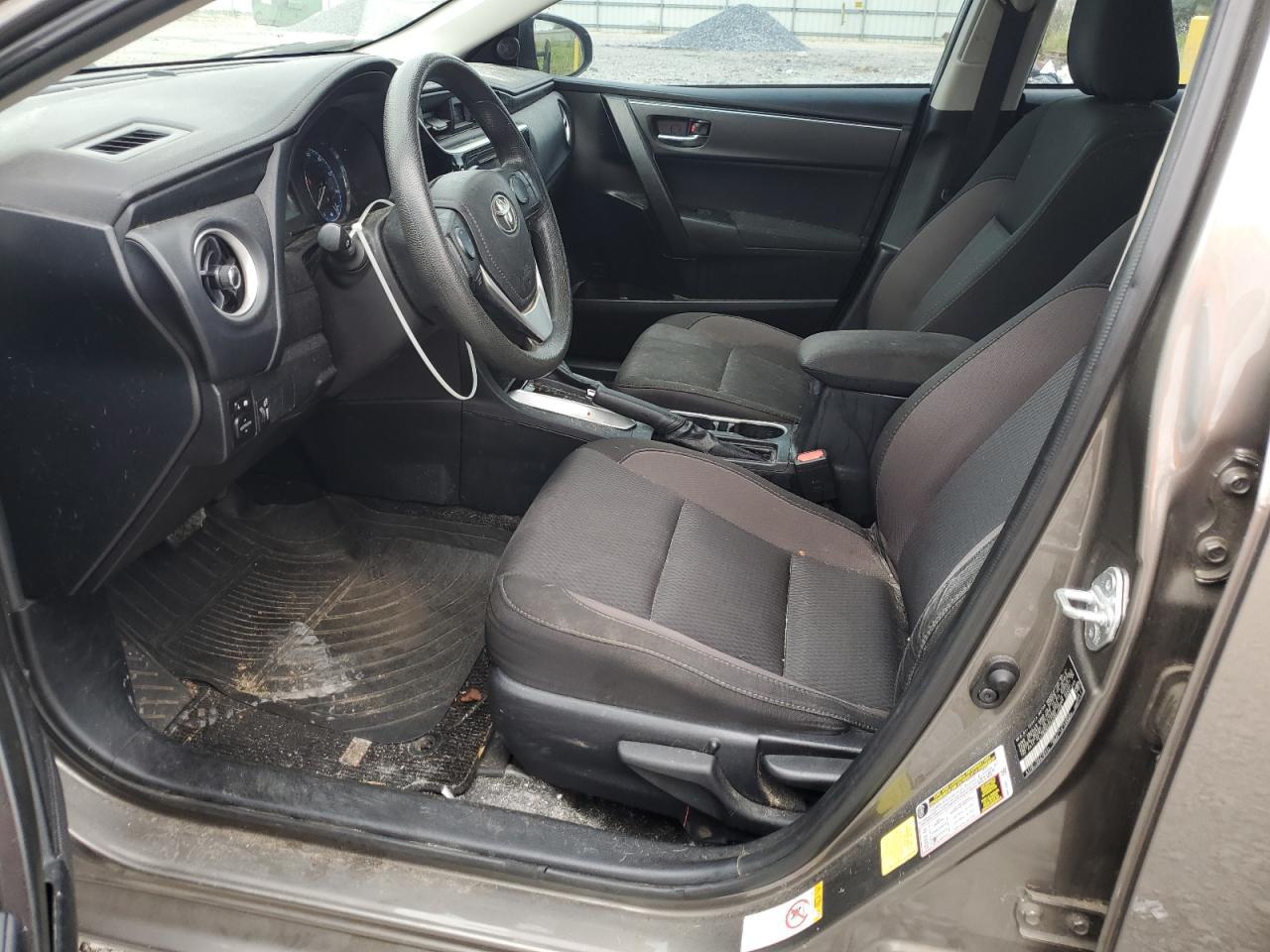 2017 TOYOTA COROLLA