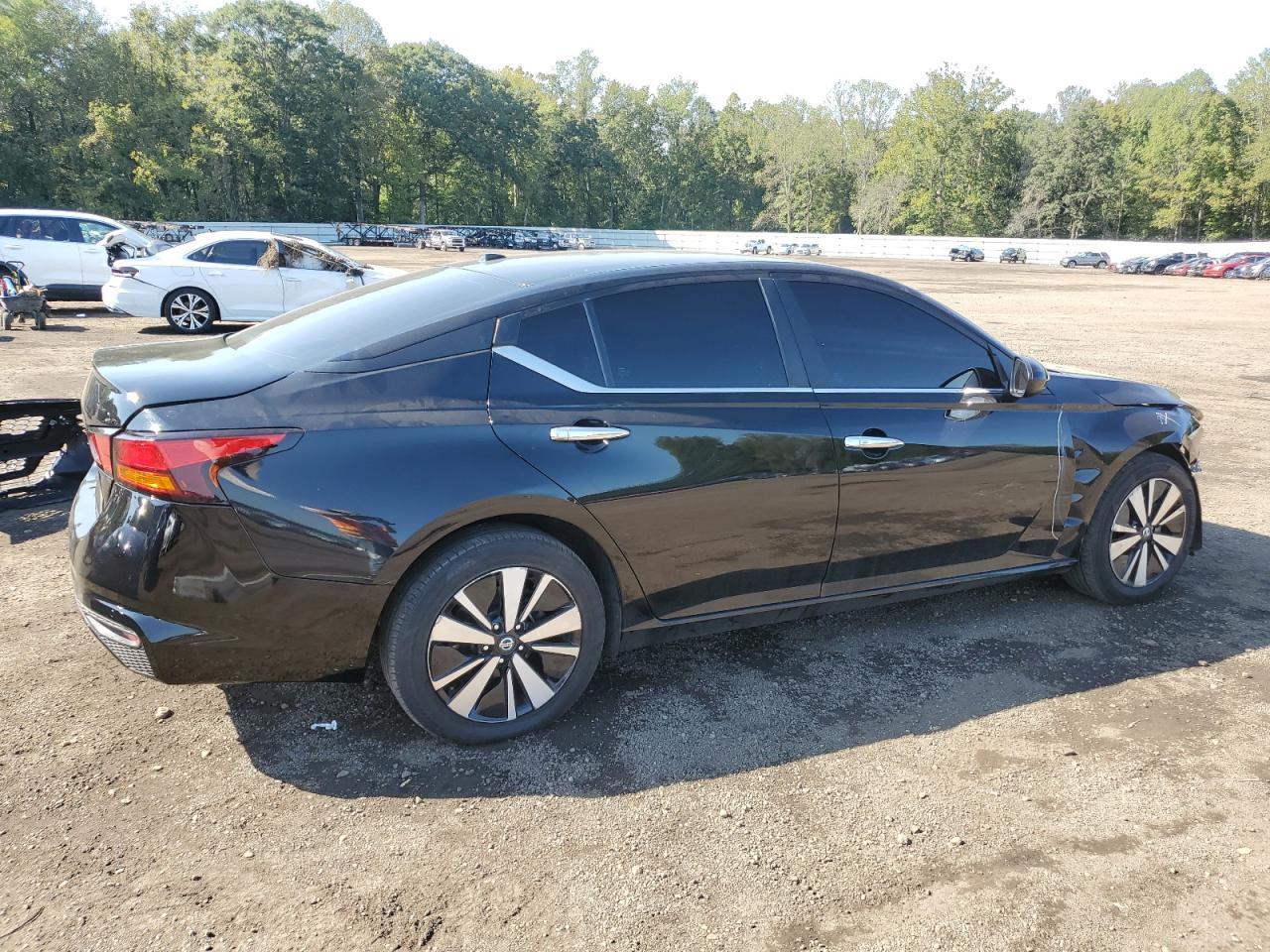 2022 NISSAN ALTIMA