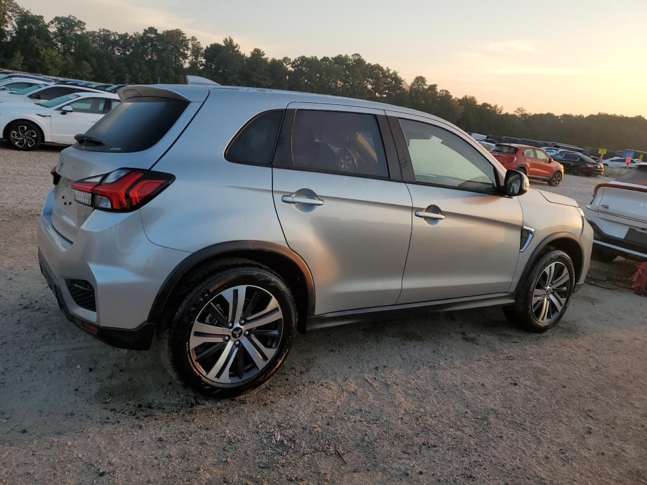 2025 MITSUBISHI Outlander Sport