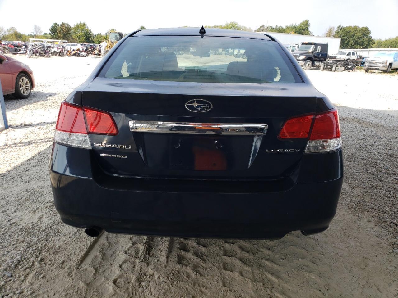 2014 SUBARU Legacy