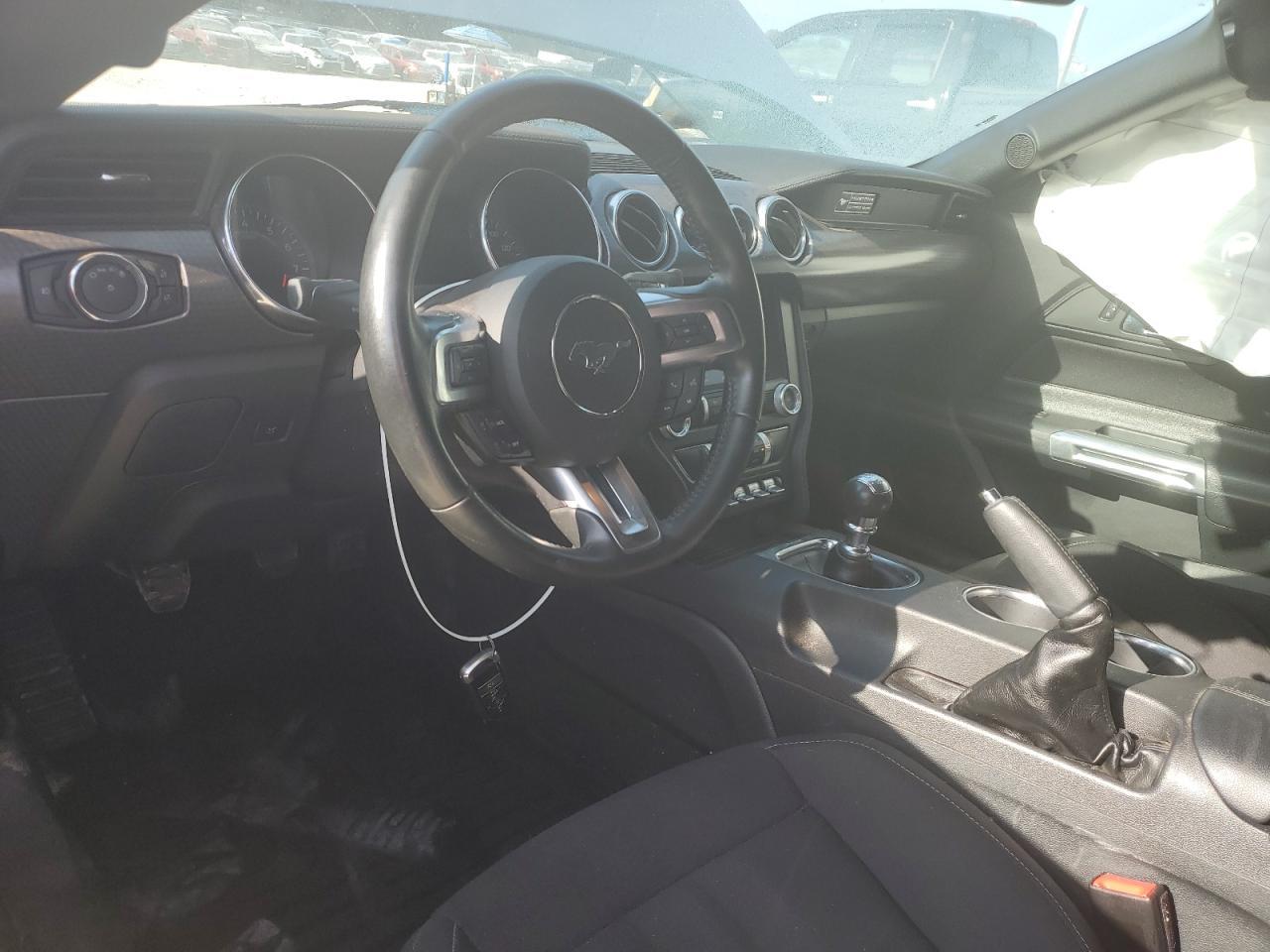 2020 FORD MUSTANG