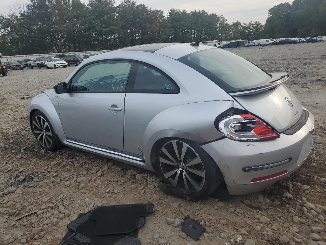 2012 VOLKSWAGEN Beetle