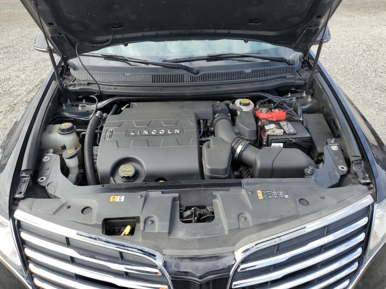 2019 LINCOLN MKT
