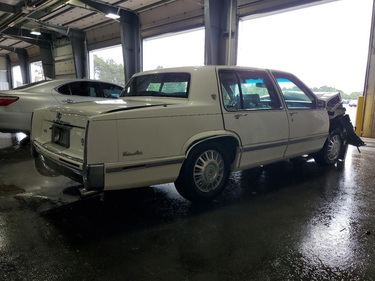 1993 CADILLAC Deville