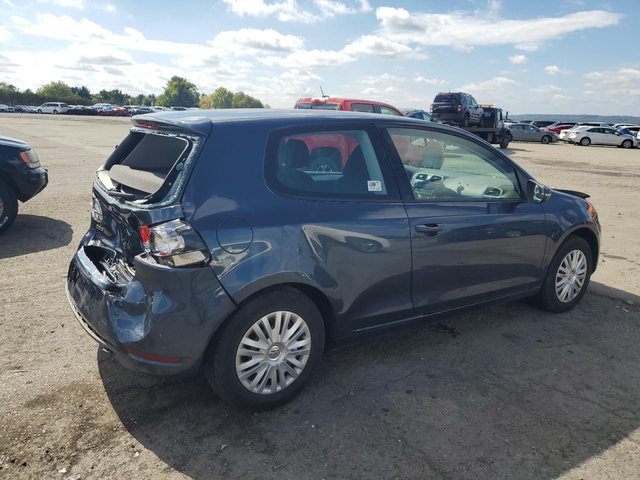 2013 VOLKSWAGEN GOLF