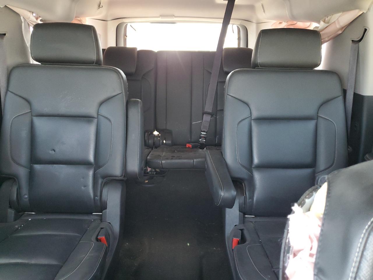 2015 CHEVROLET Suburban
