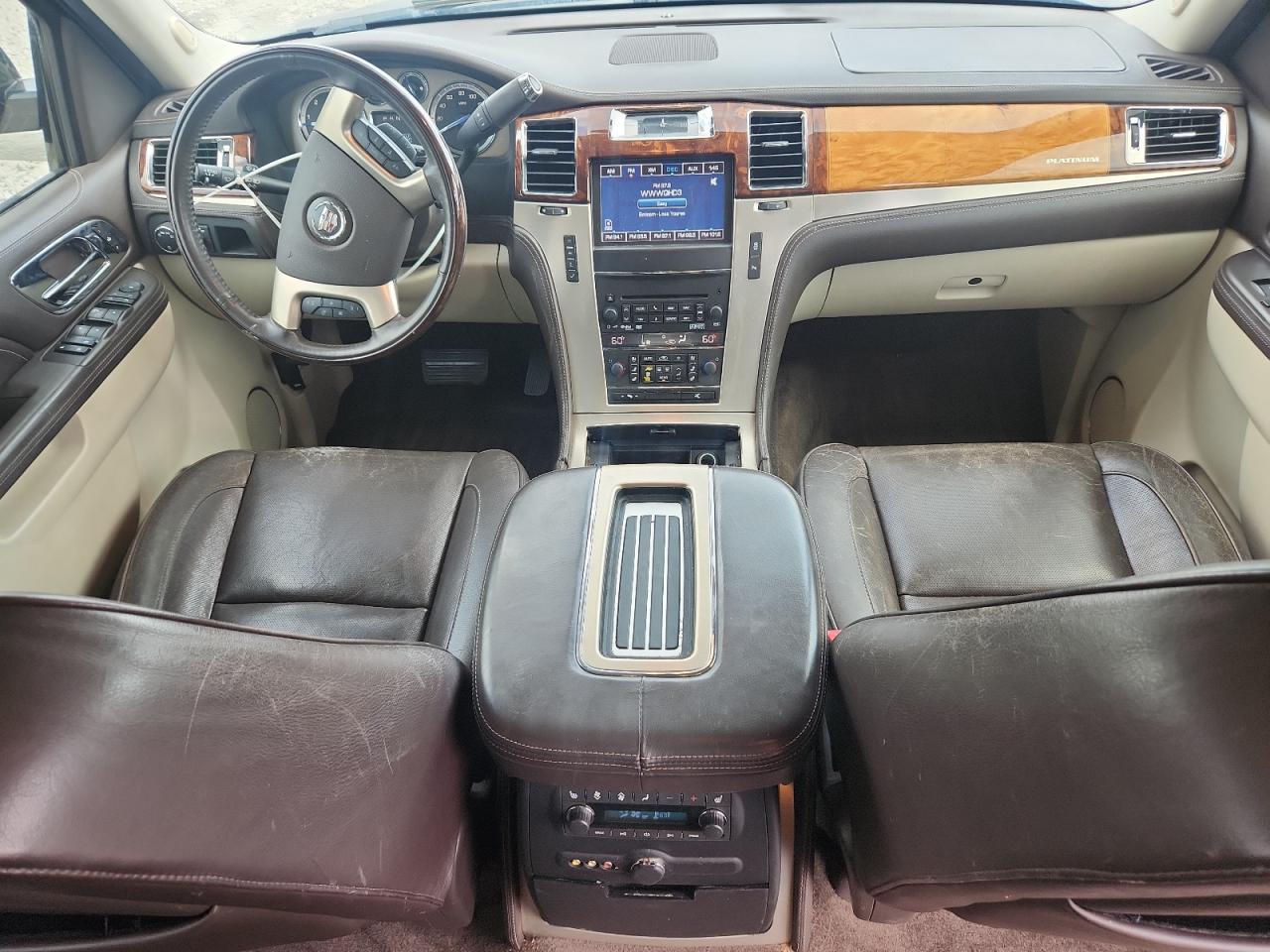 2014 CADILLAC Escalade ESV