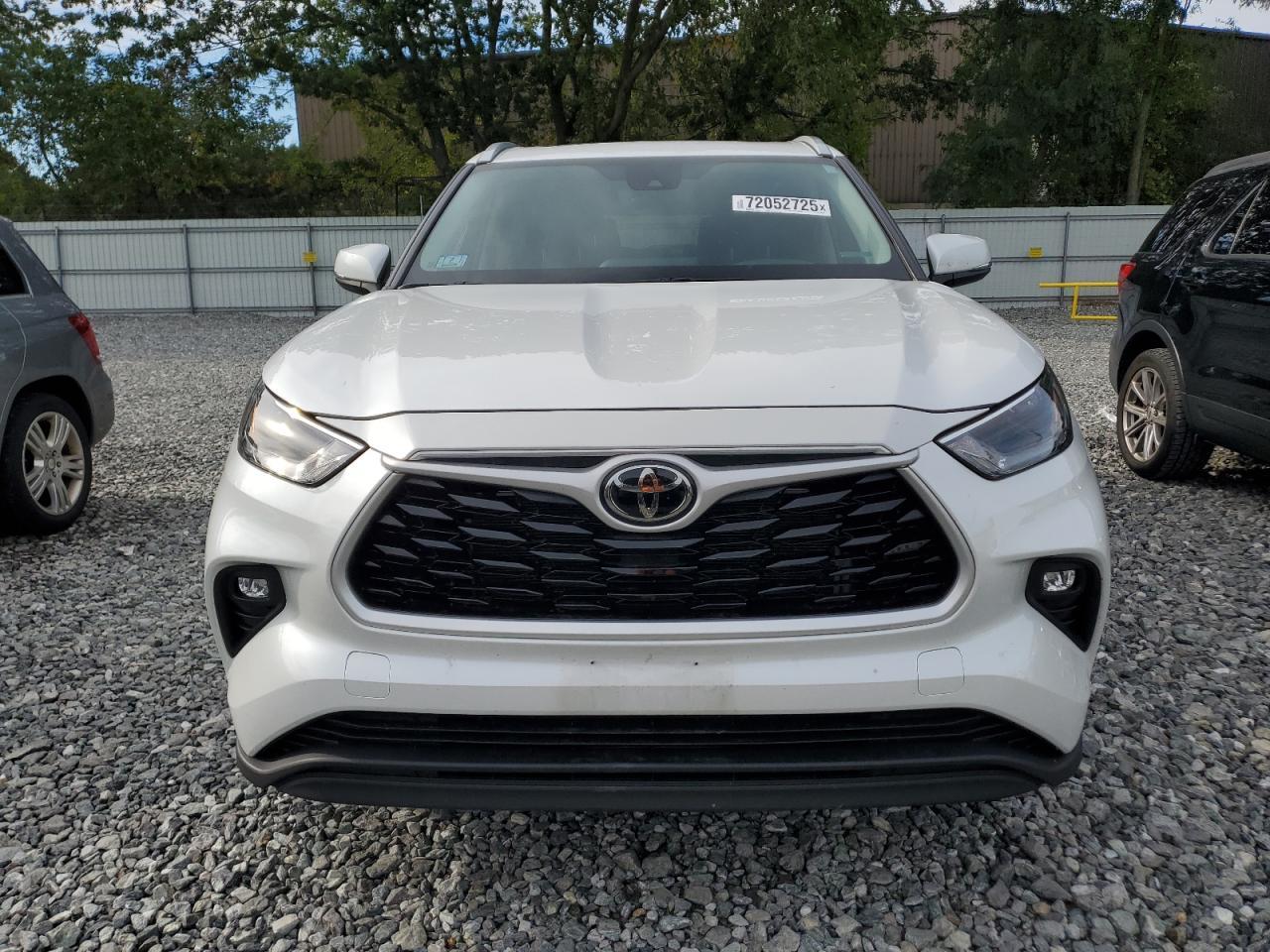 2024 TOYOTA HIGHLANDER