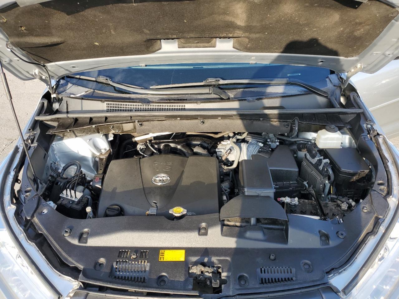 2017 TOYOTA HIGHLANDER