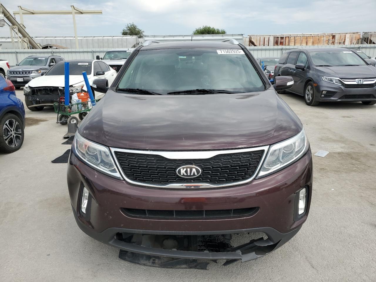 2014 KIA SORENTO