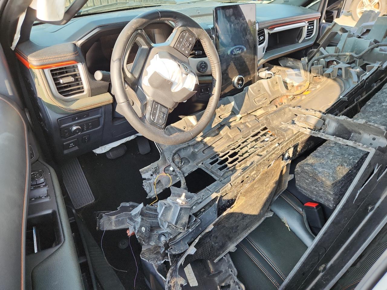 2022 FORD Expedition