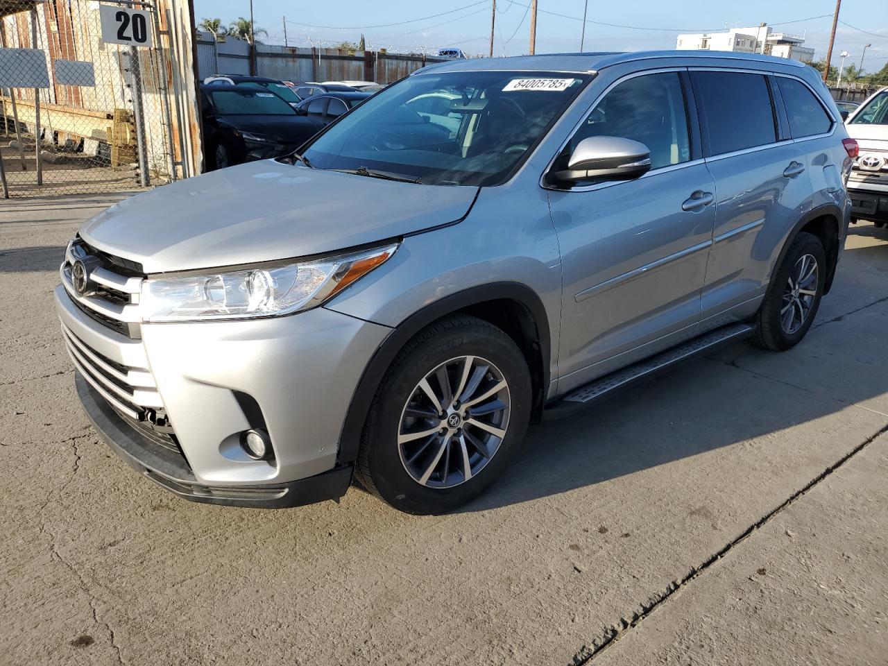 2017 TOYOTA HIGHLANDER