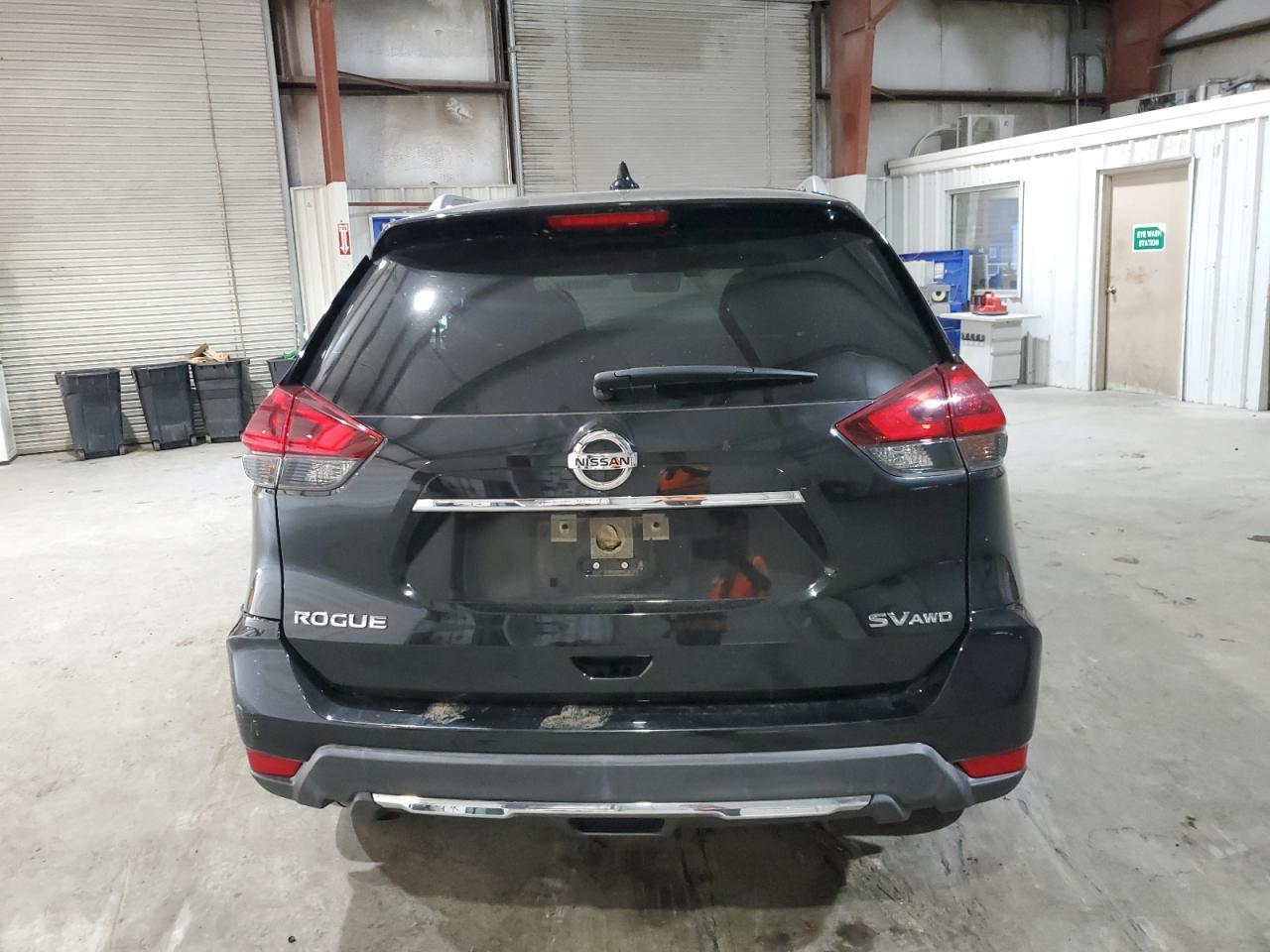 2018 NISSAN ROGUE
