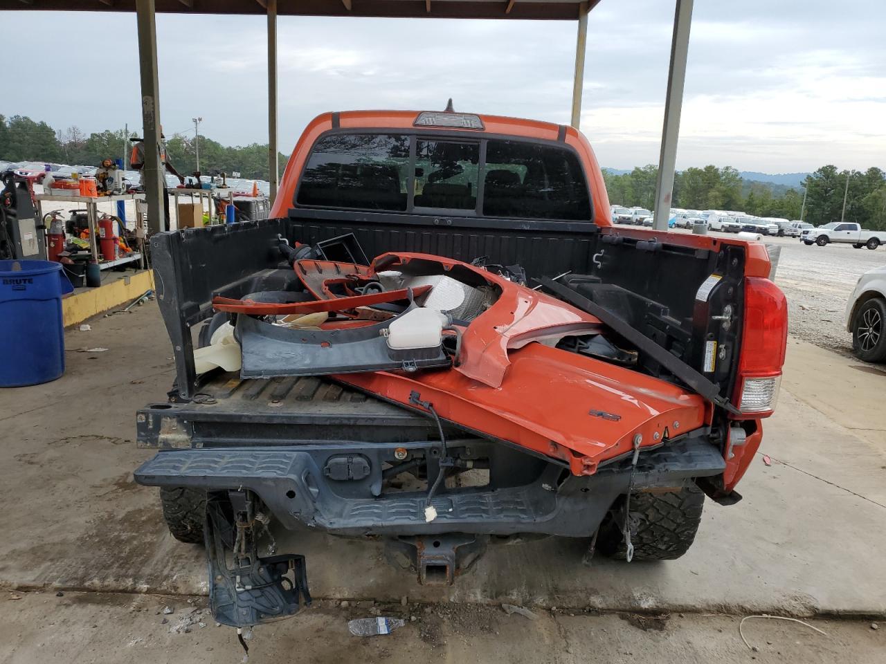 2016 TOYOTA TACOMA