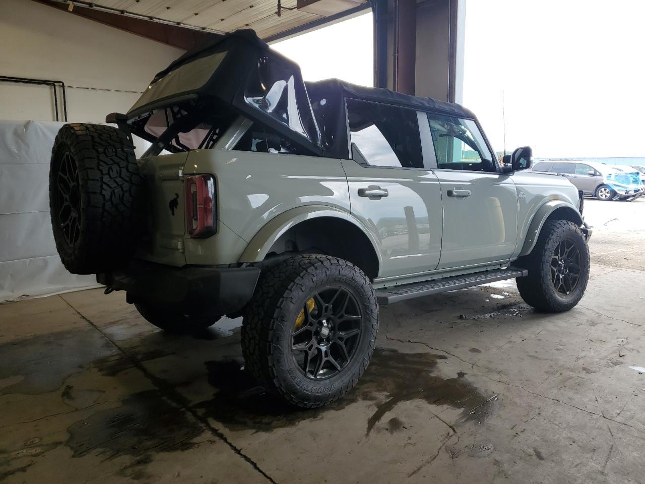 2022 FORD Bronco