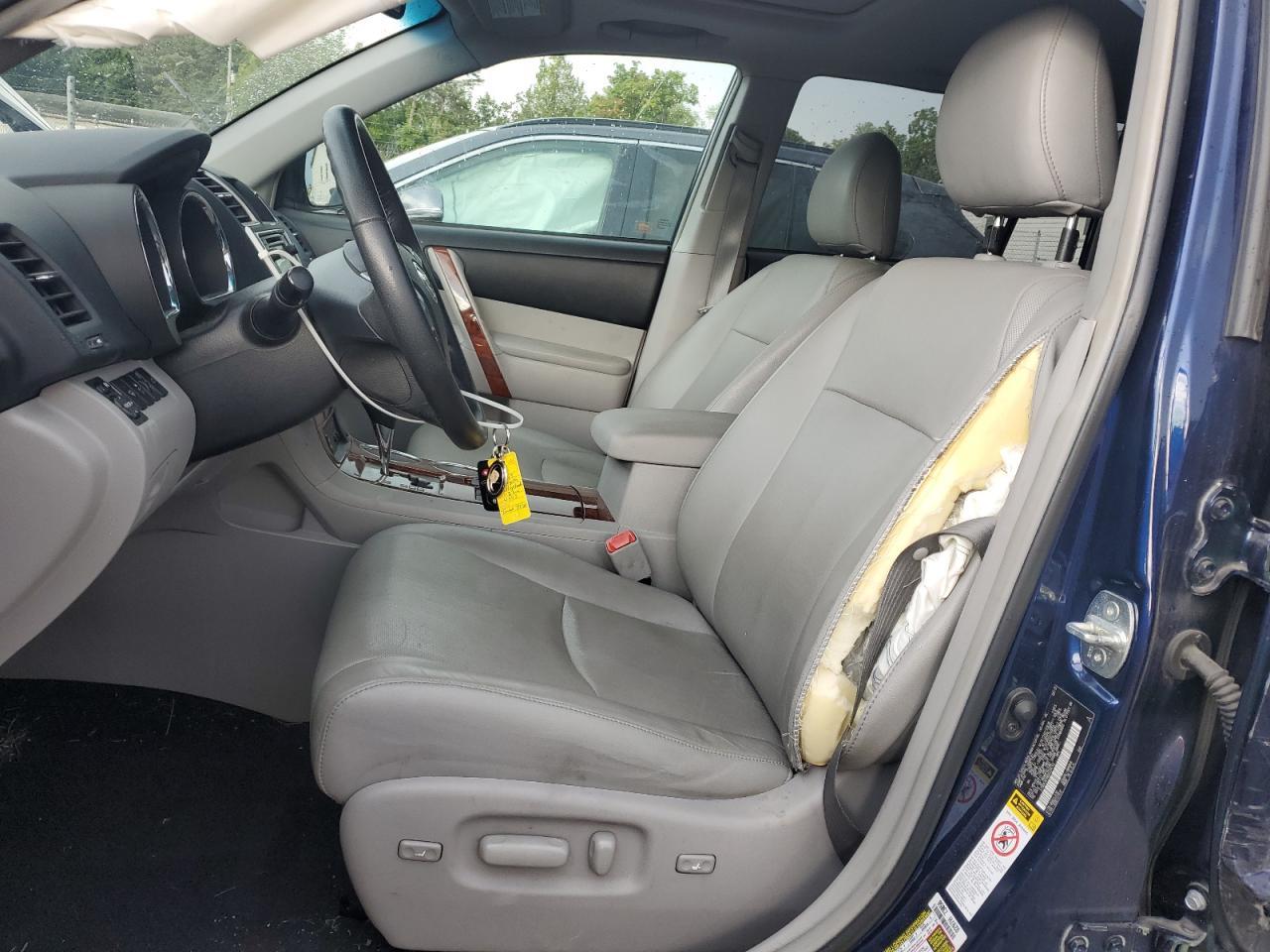 2013 TOYOTA HIGHLANDER