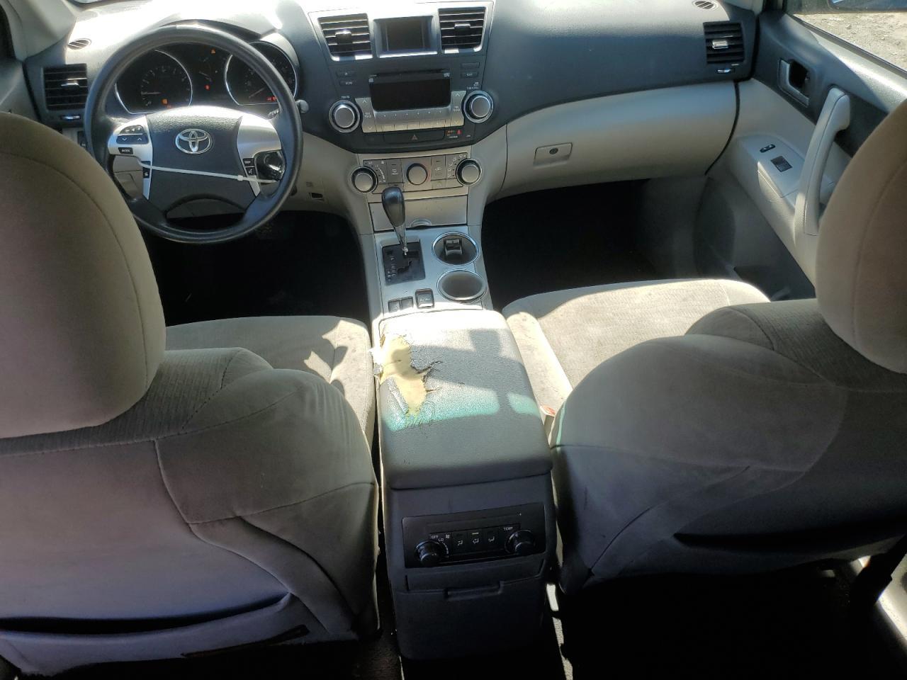 2012 TOYOTA HIGHLANDER