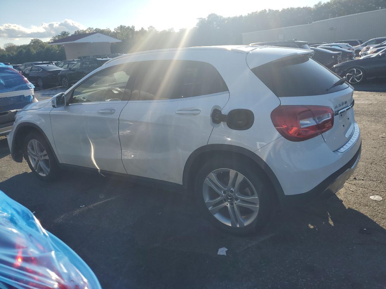 2018 MERCEDES-BENZ GLA-Class