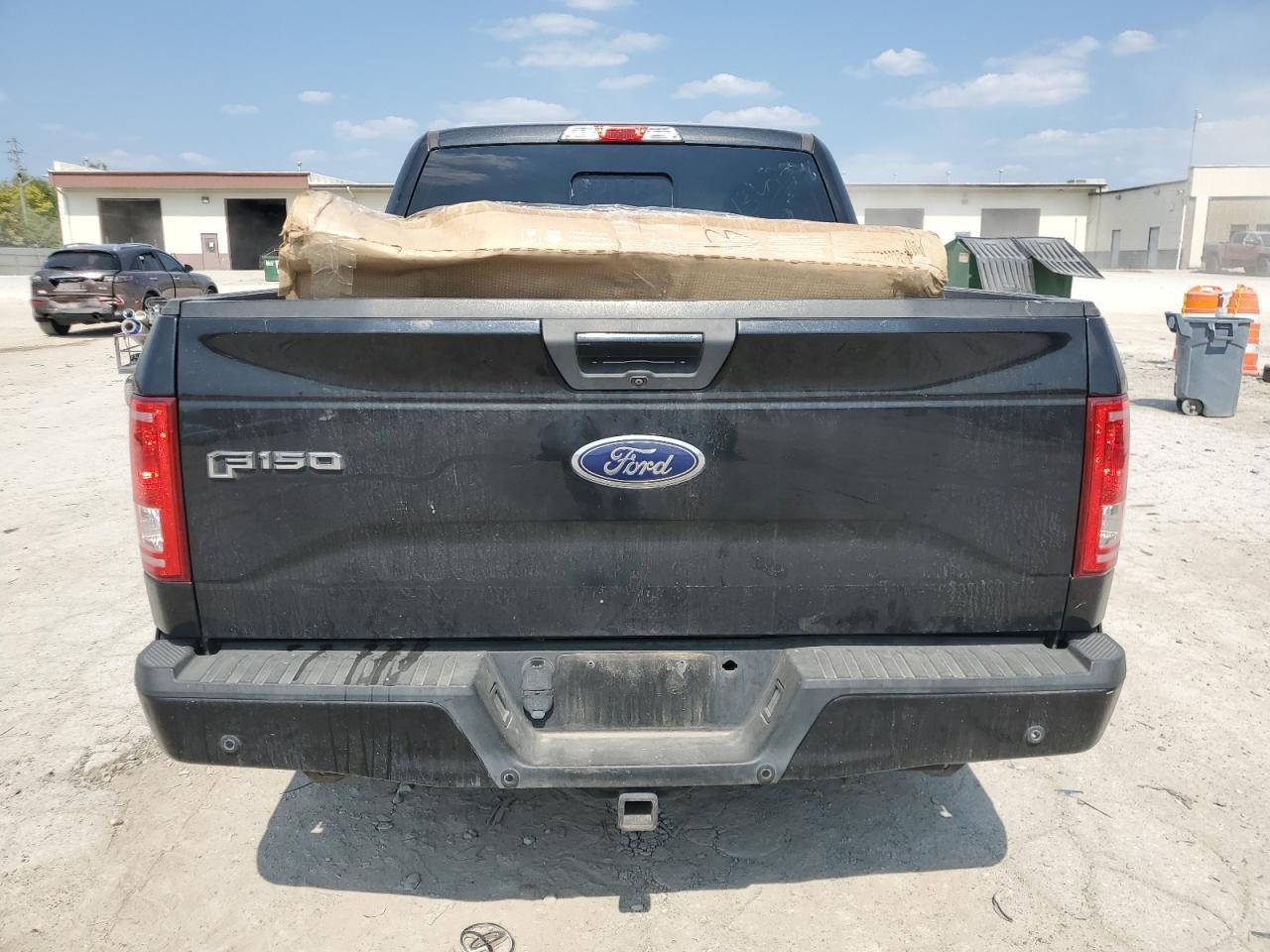 2015 FORD F-150