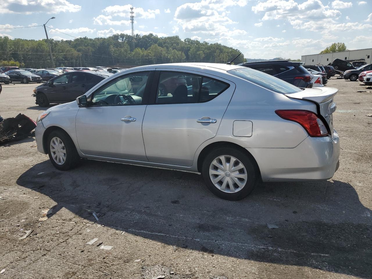 2018 NISSAN VERSA