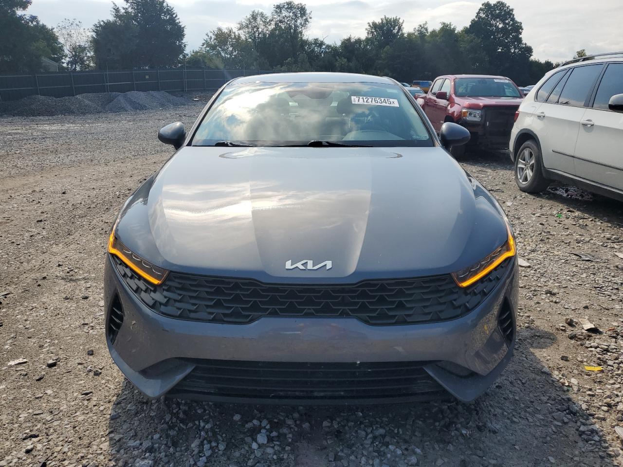 2022 KIA K5