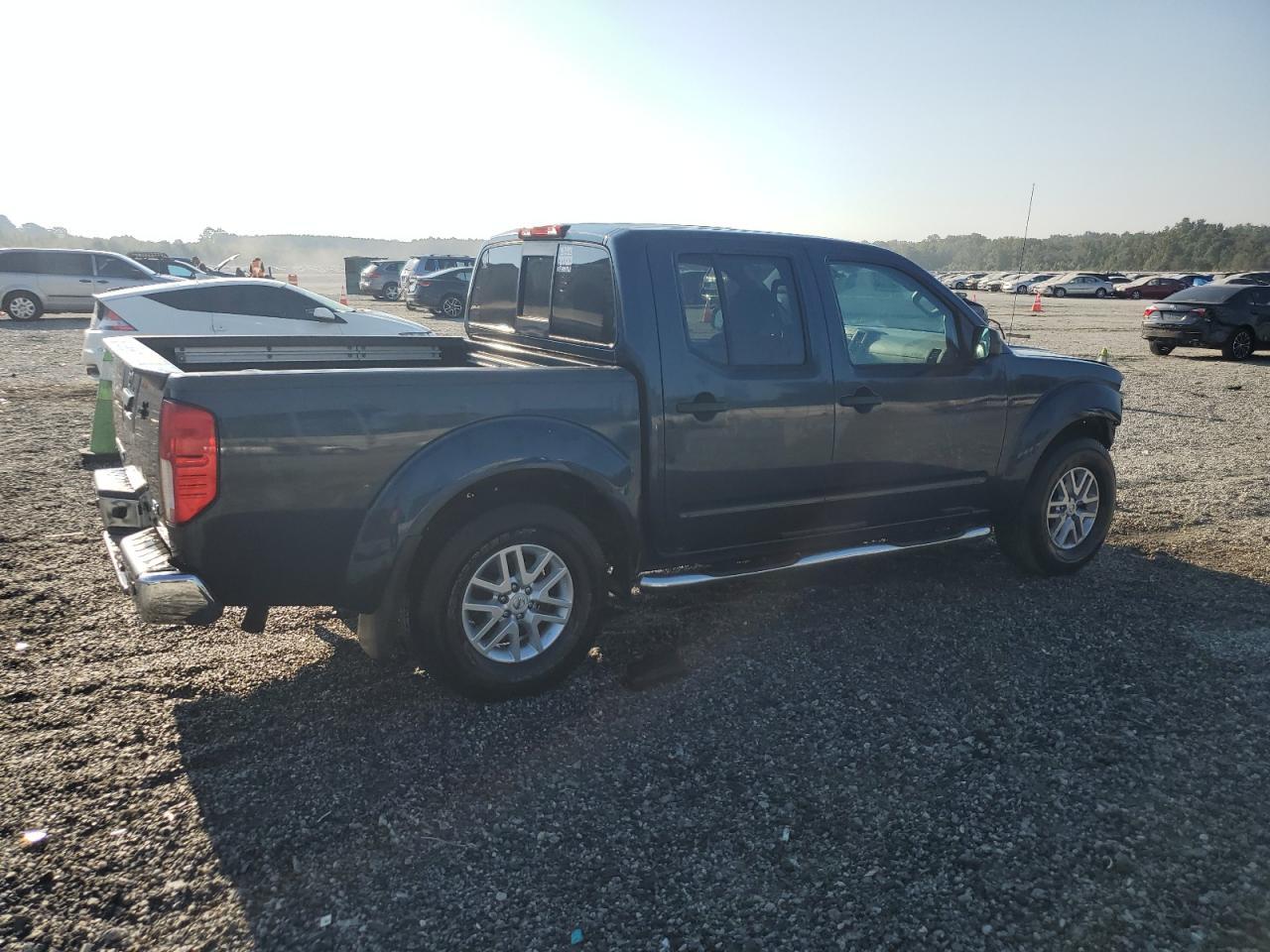2016 NISSAN Frontier