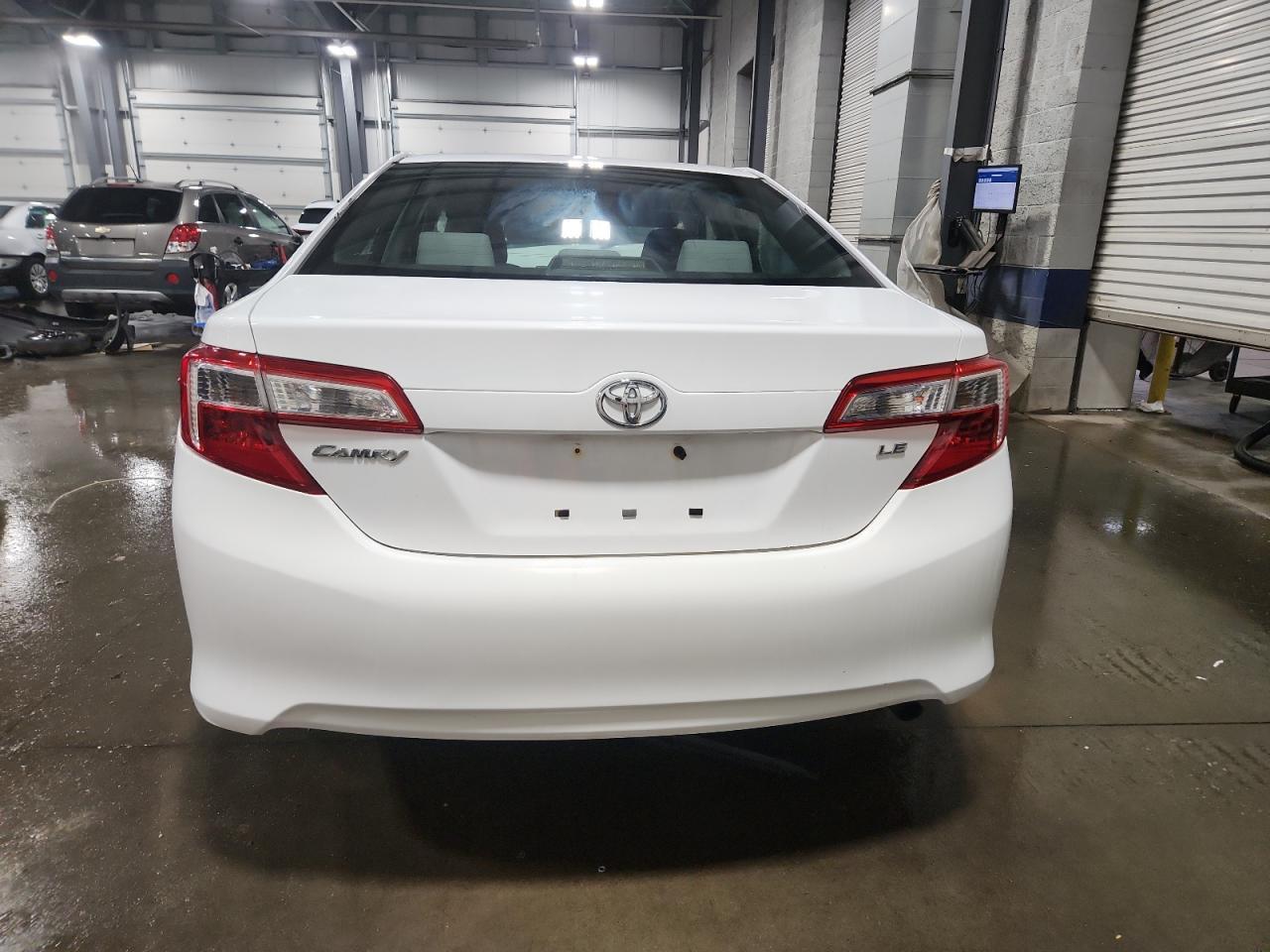 2012 TOYOTA CAMRY