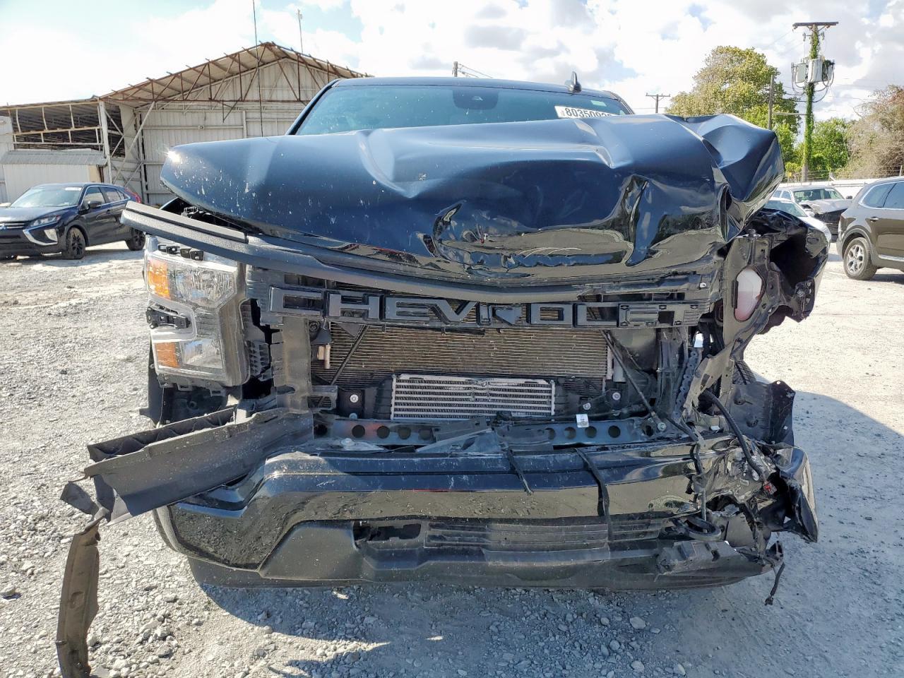 2024 CHEVROLET Silverado
