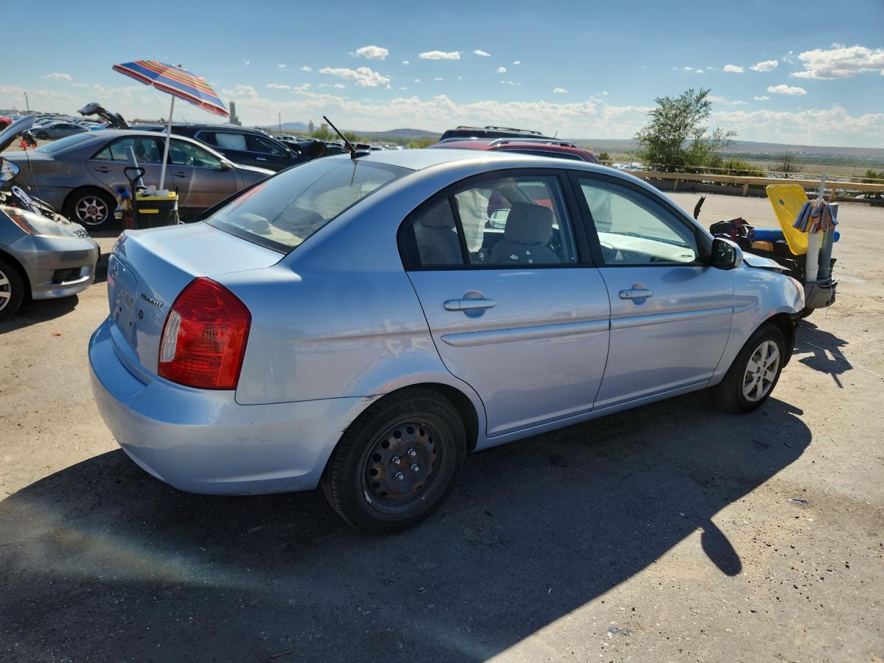 2011 HYUNDAI ACCENT