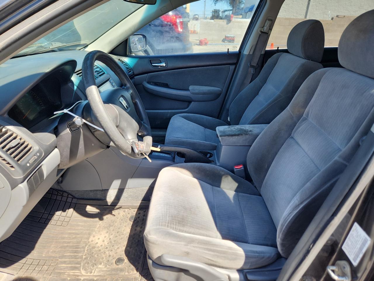 2005 HONDA ACCORD