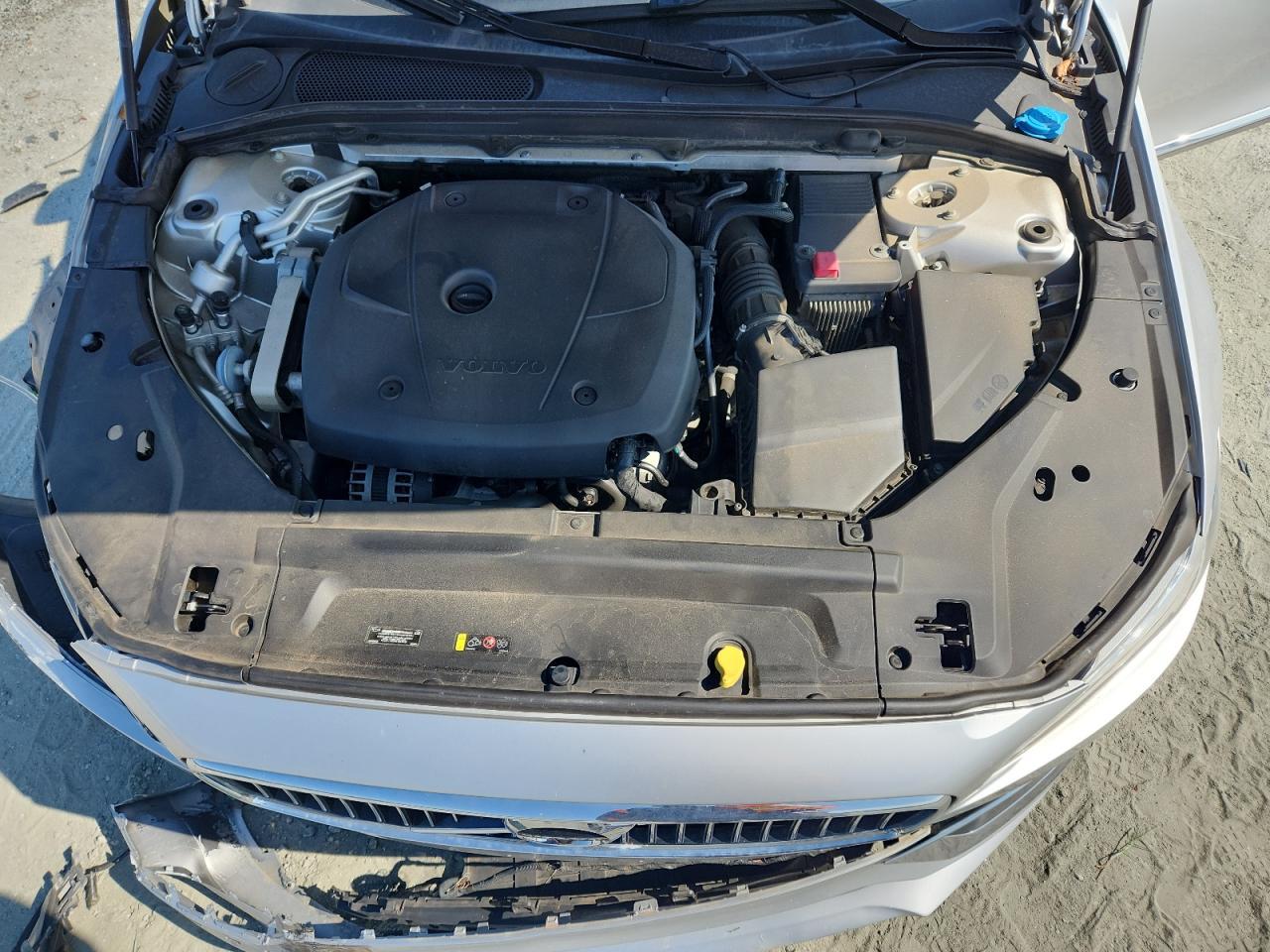 2018 VOLVO S90