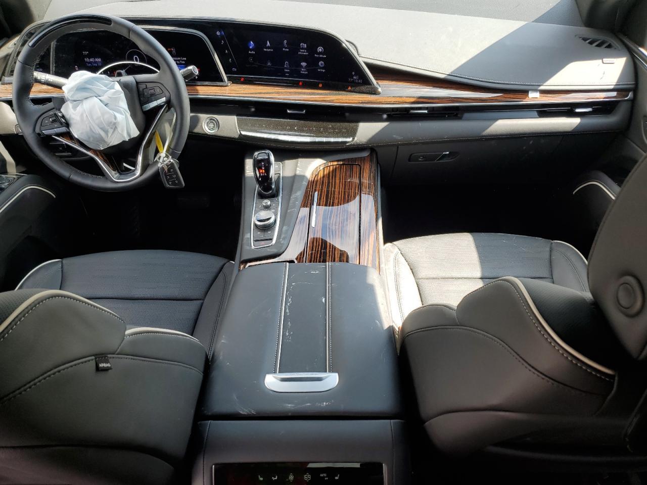 2024 CADILLAC ESCALADE