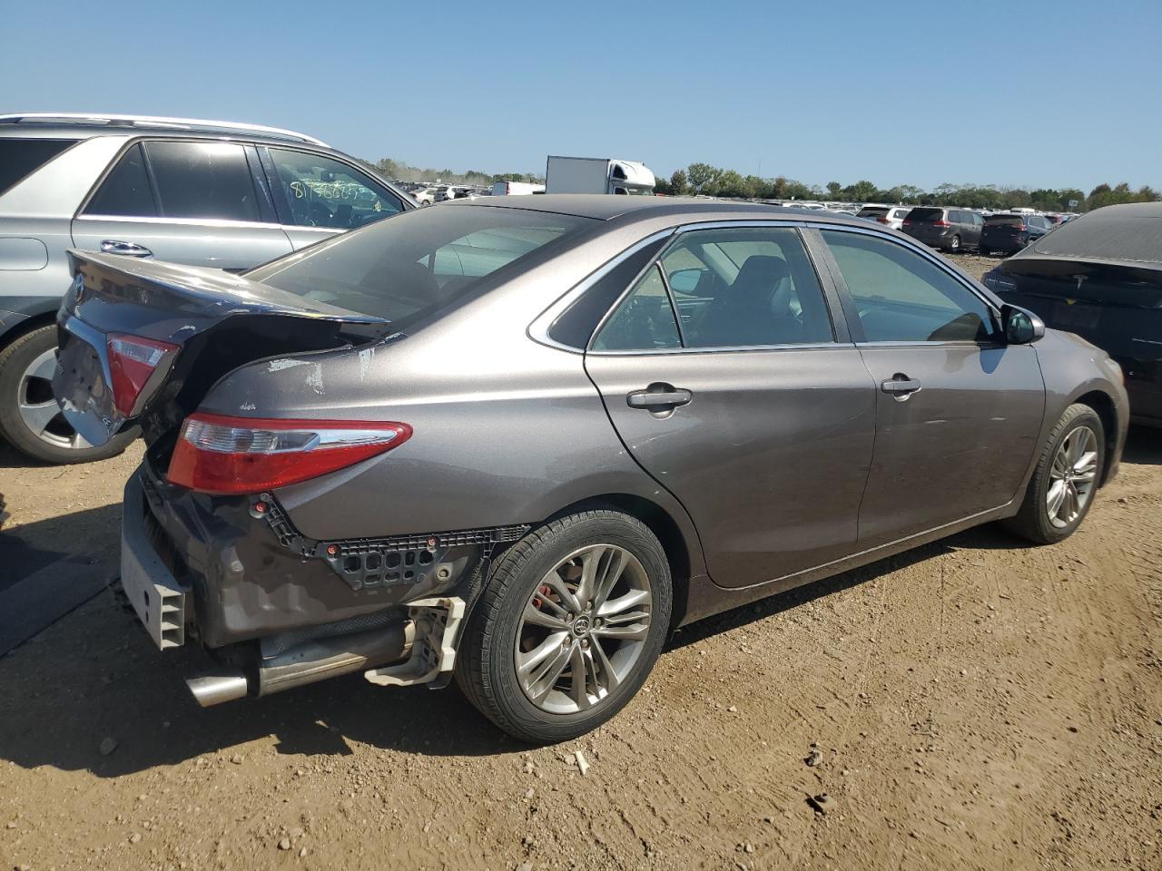 2015 TOYOTA CAMRY