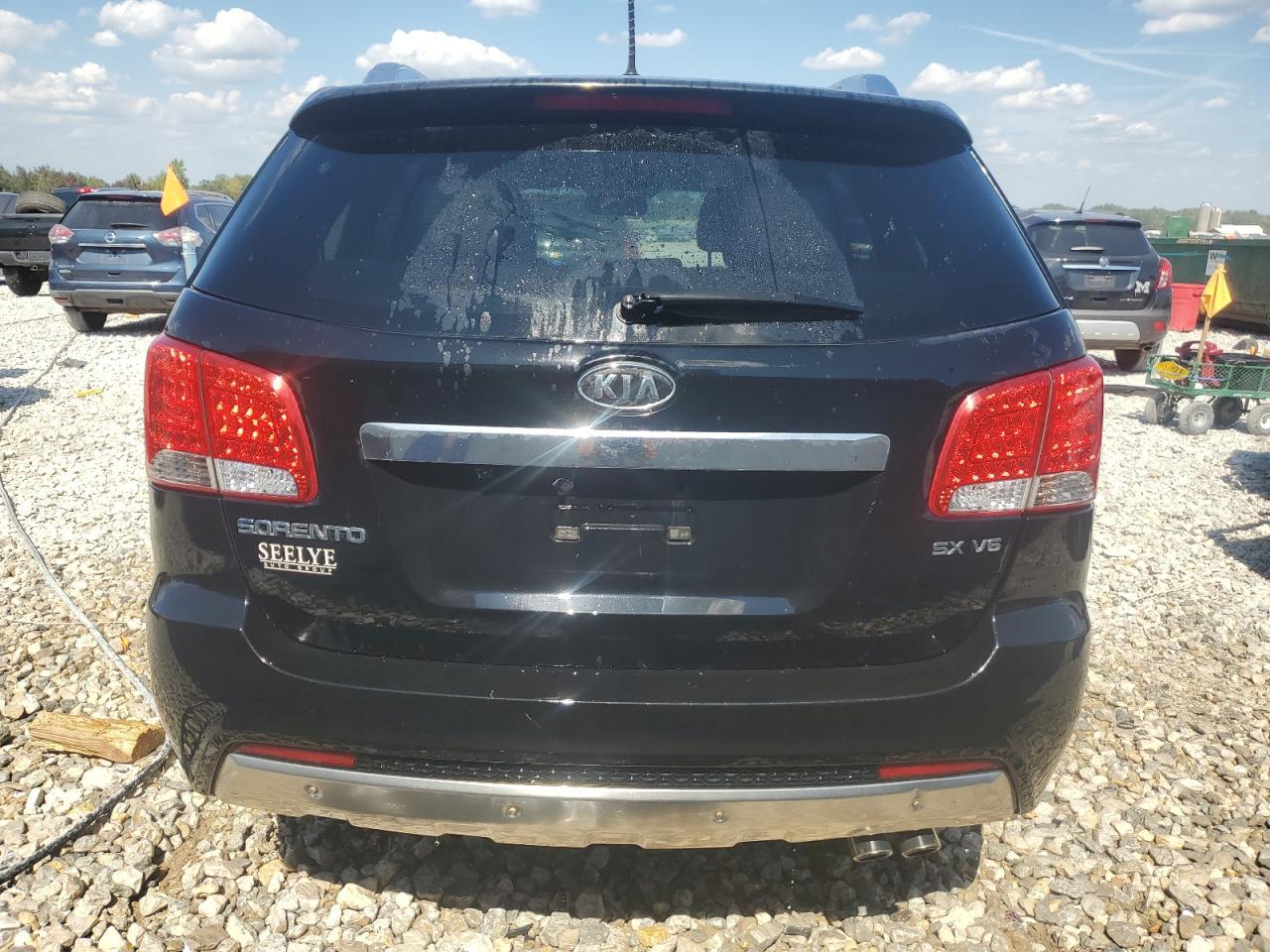 2011 KIA SORENTO