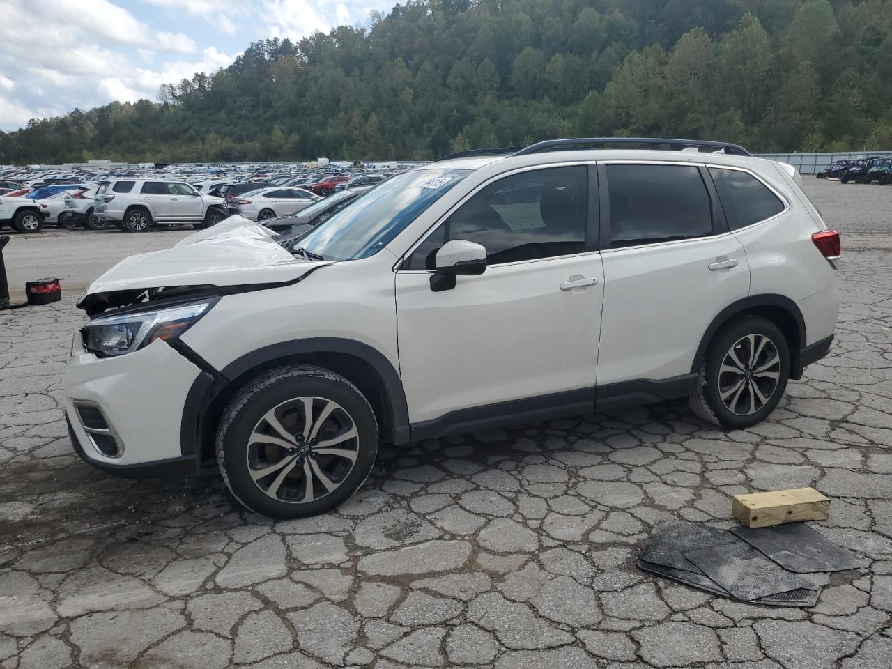 2020 SUBARU FORESTER
