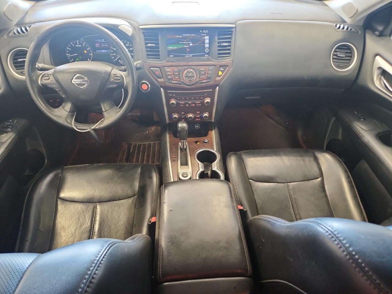 2017 NISSAN PATHFINDER