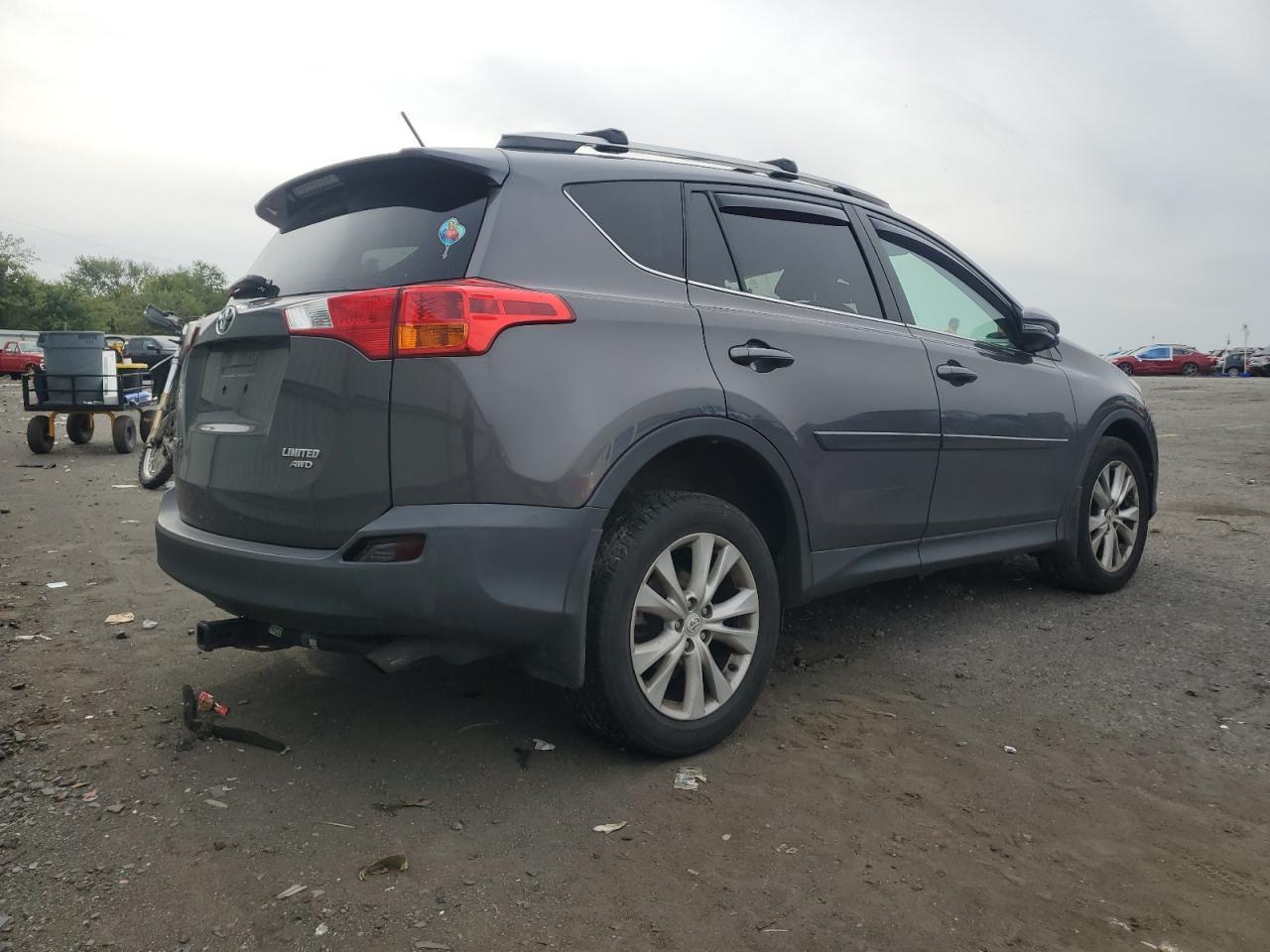 2015 TOYOTA RAV4