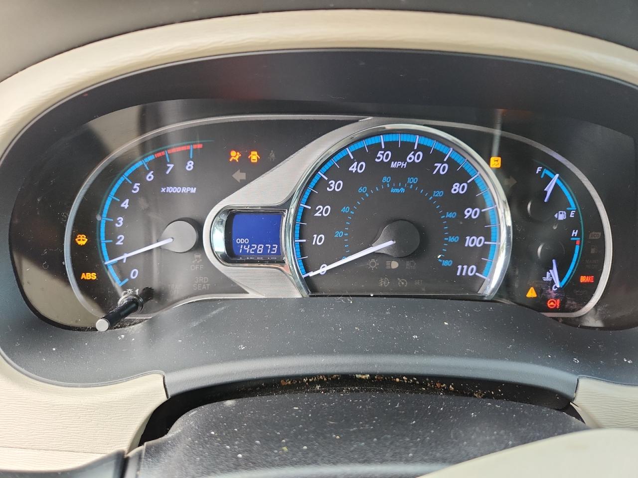 2014 TOYOTA SIENNA
