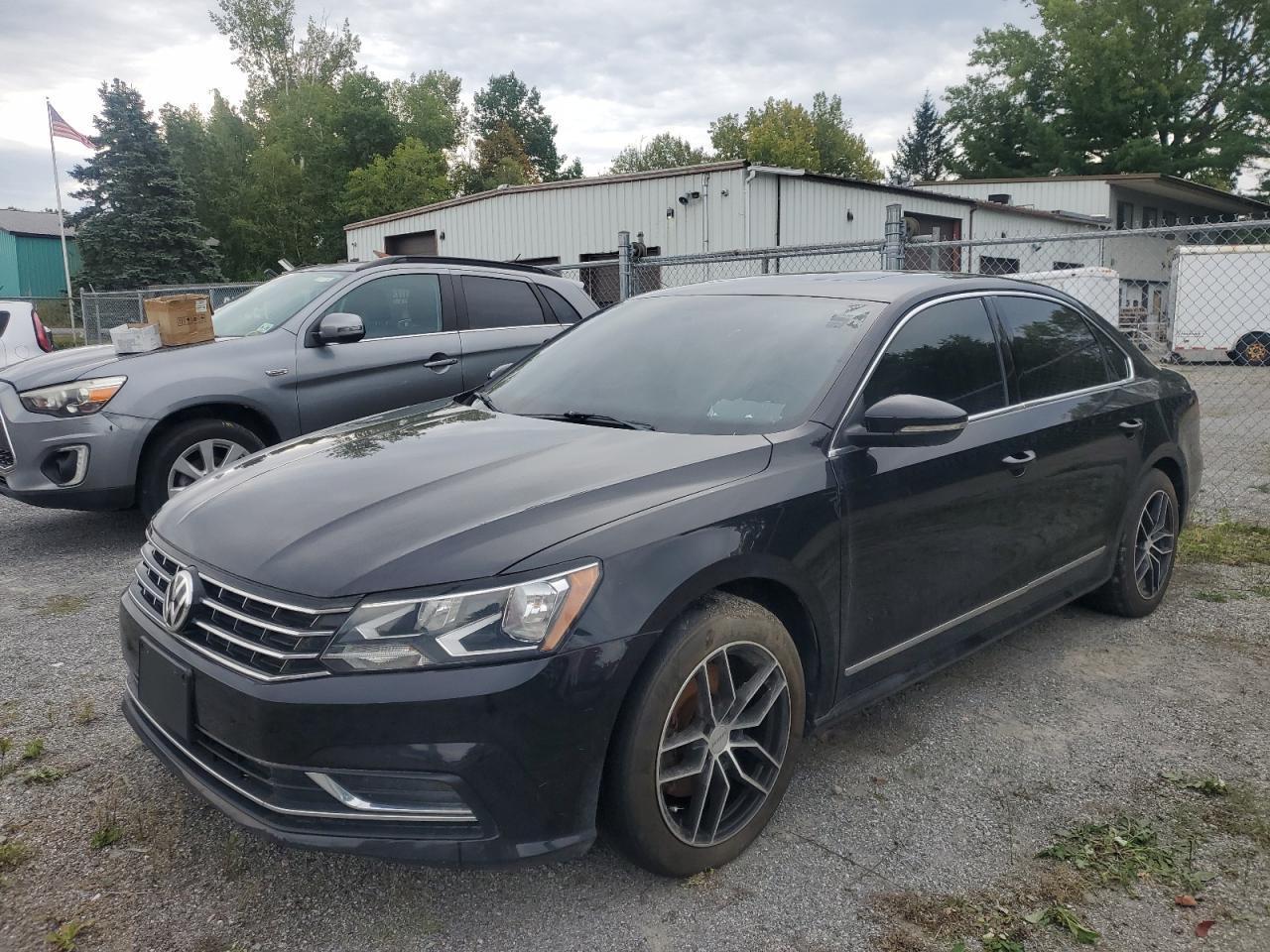 2017 VOLKSWAGEN Passat