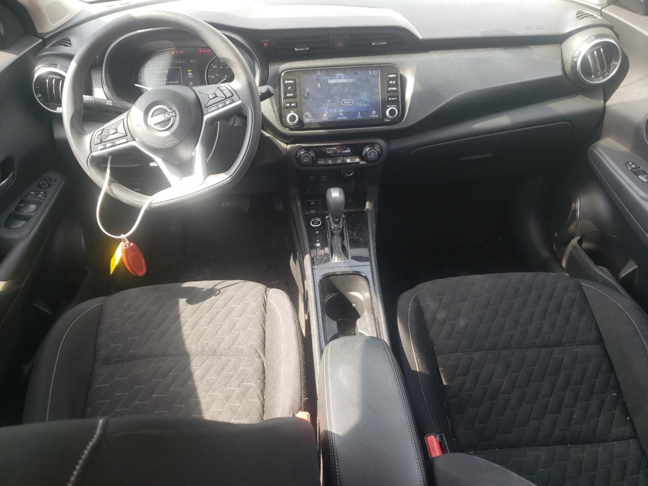 2022 NISSAN KICKS