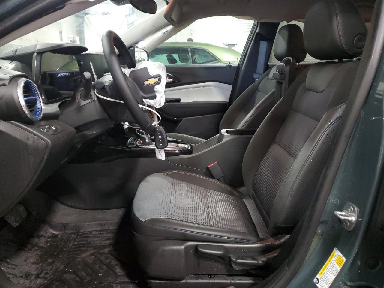 2025 CHEVROLET TRAX