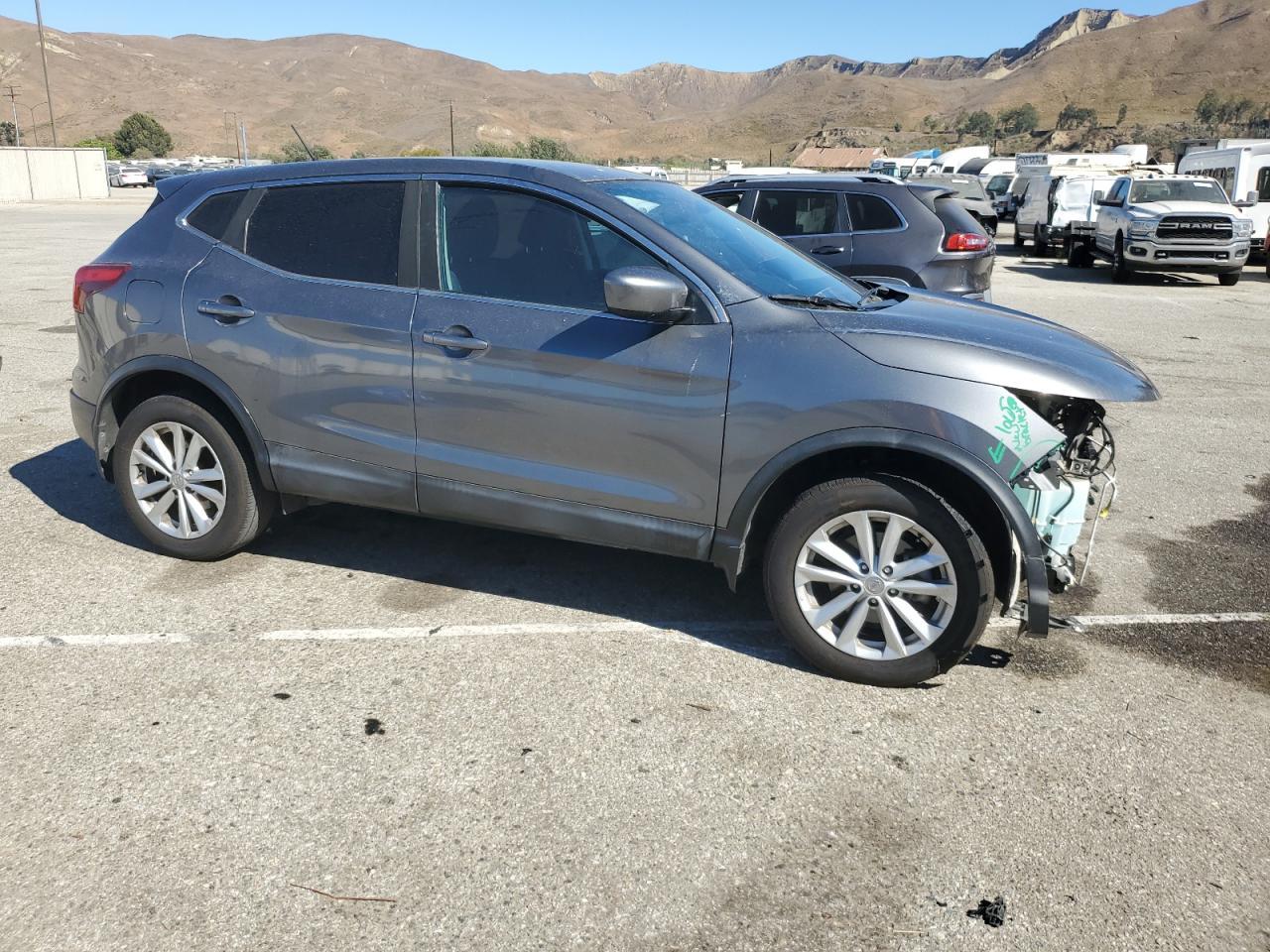 2017 NISSAN Rogue Sport
